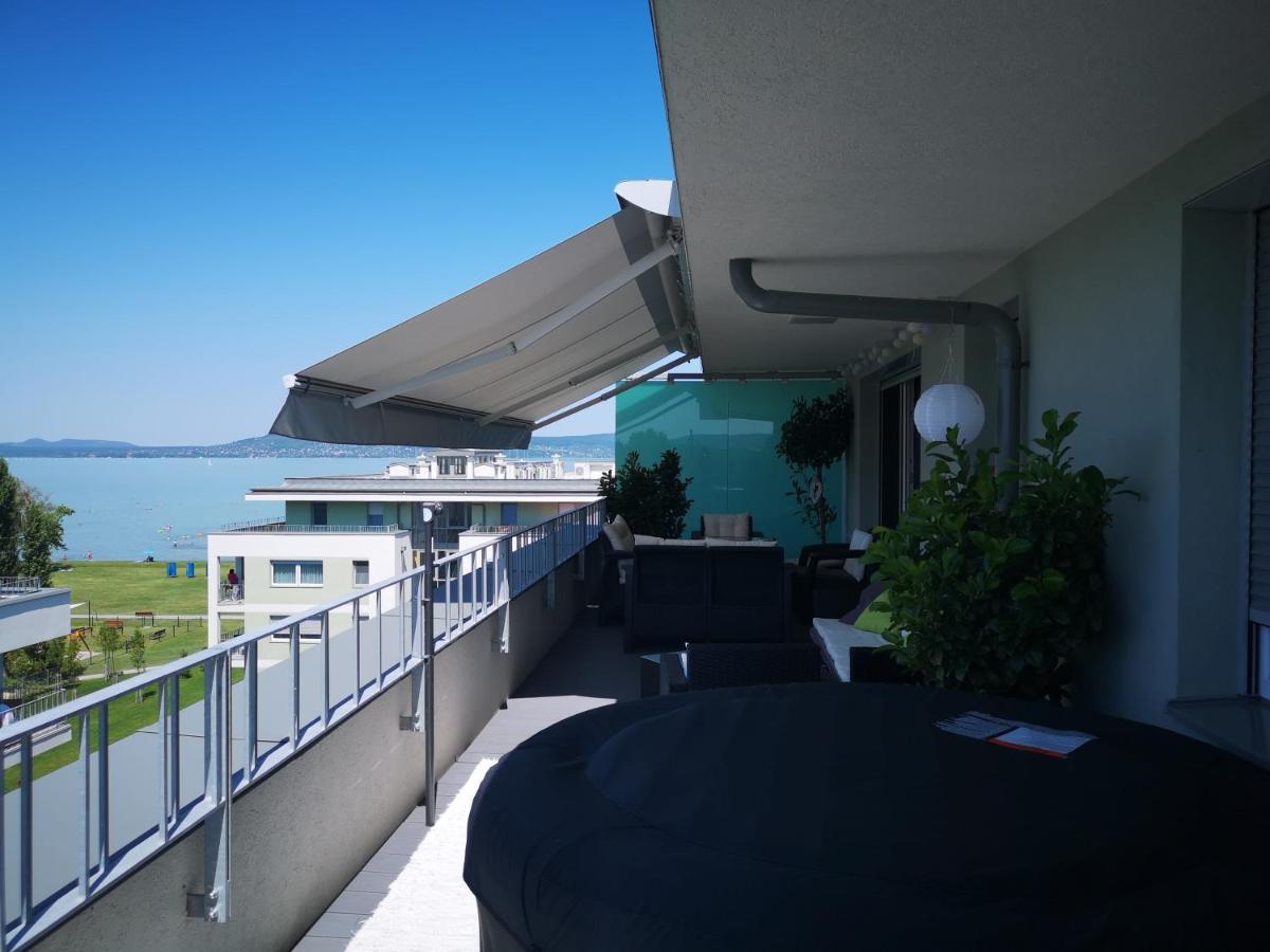 Silver Gray Appartment Balatonlelle Esterno foto