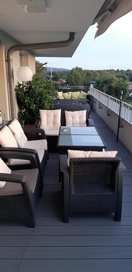 Silver Gray Appartment Balatonlelle Esterno foto