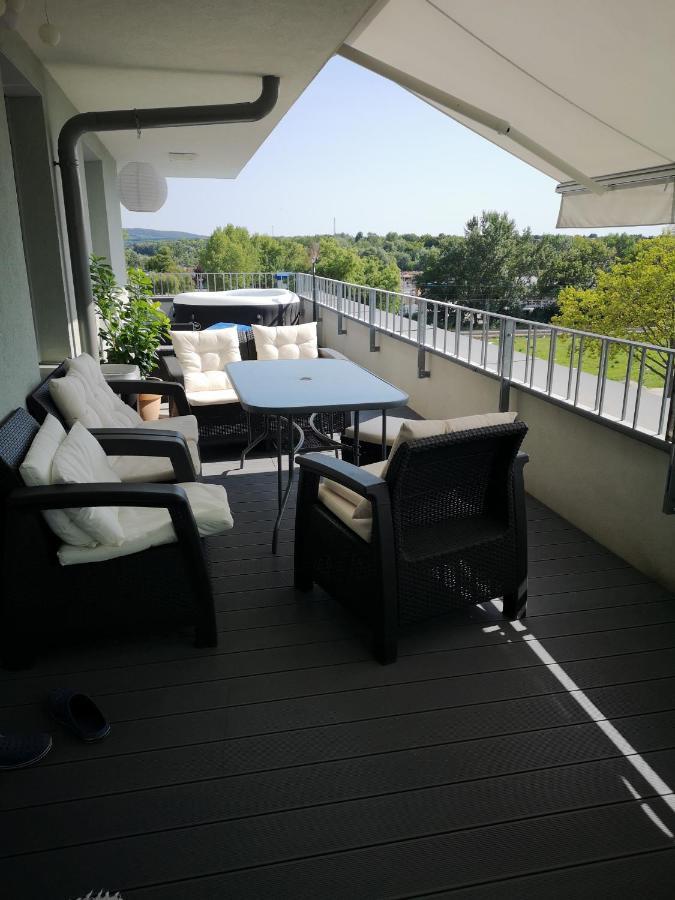 Silver Gray Appartment Balatonlelle Esterno foto