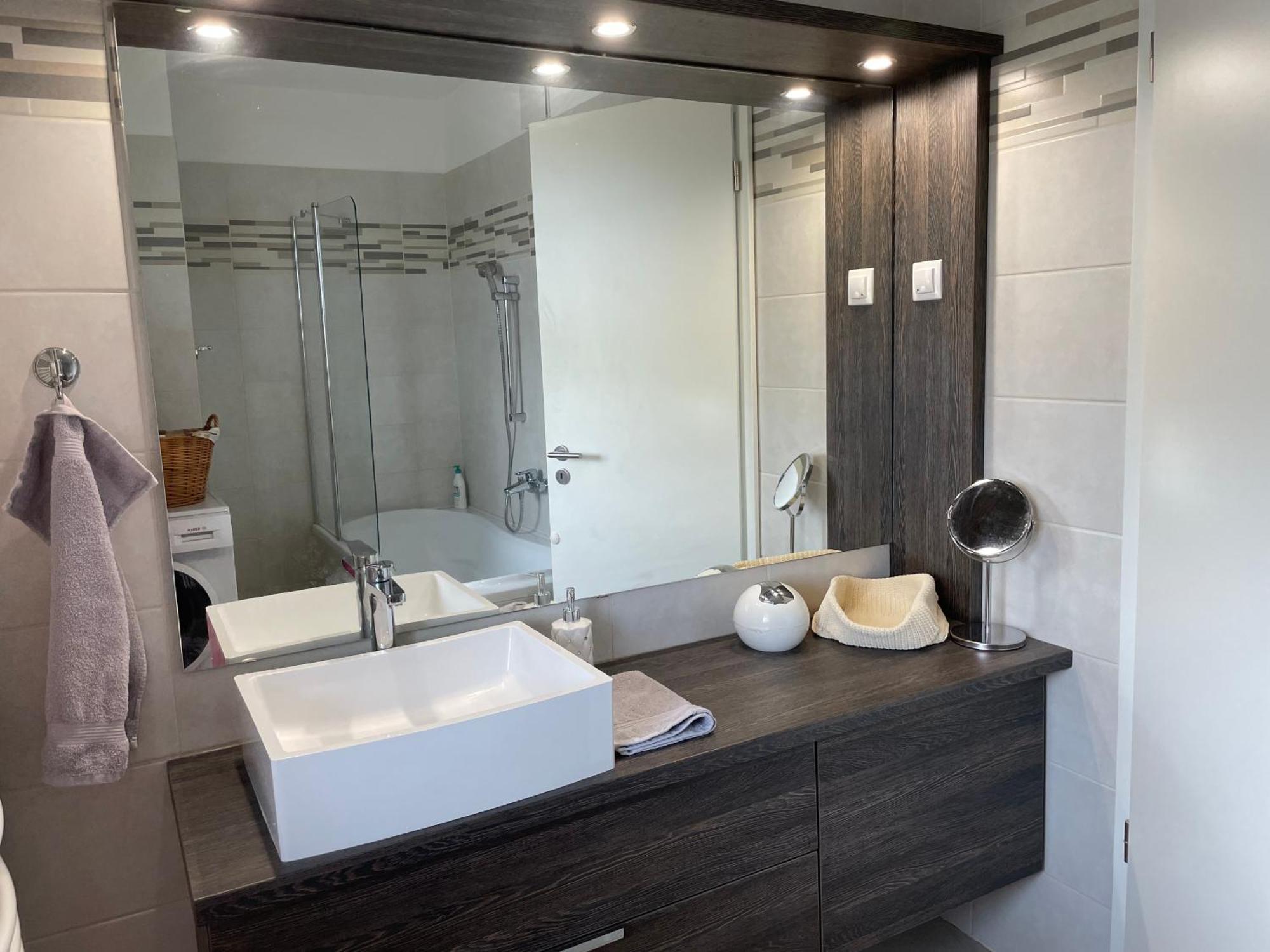 Silver Gray Appartment Balatonlelle Esterno foto