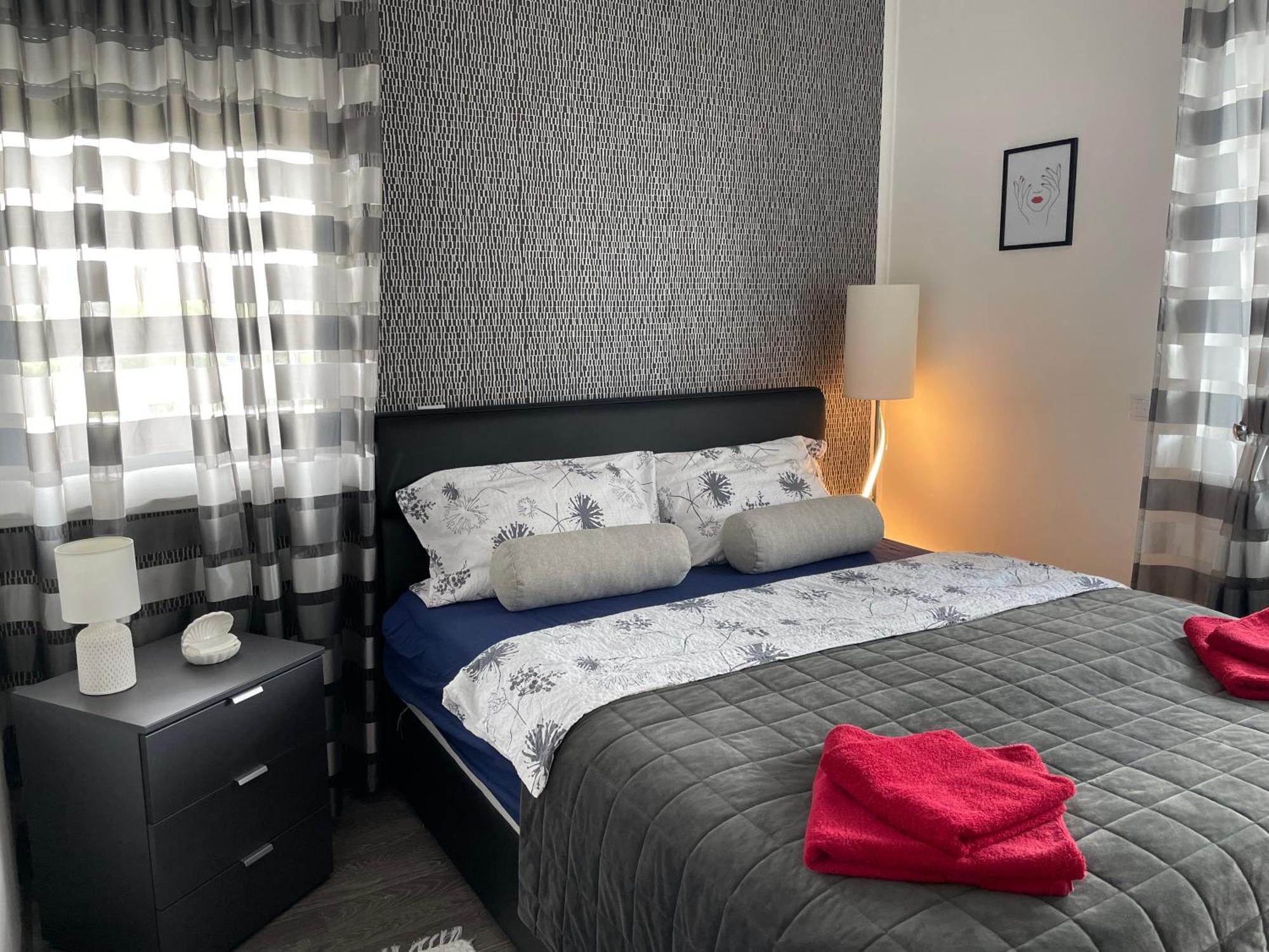 Silver Gray Appartment Balatonlelle Esterno foto